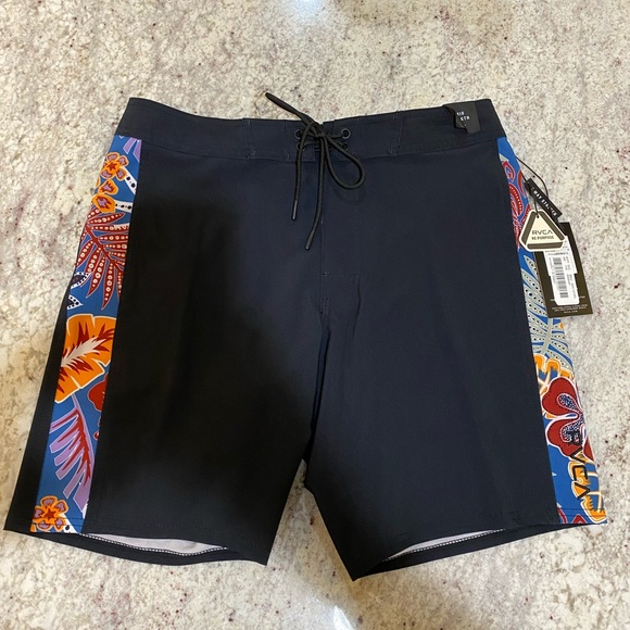 RVCA Swim Trunks - NWT‎ - Picture 1 of 6